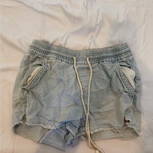 LOFT Pull-on Jean Shorts
